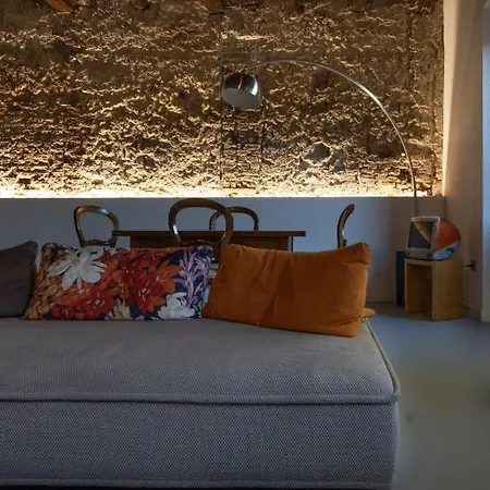 Elite House Santacroce كالياري